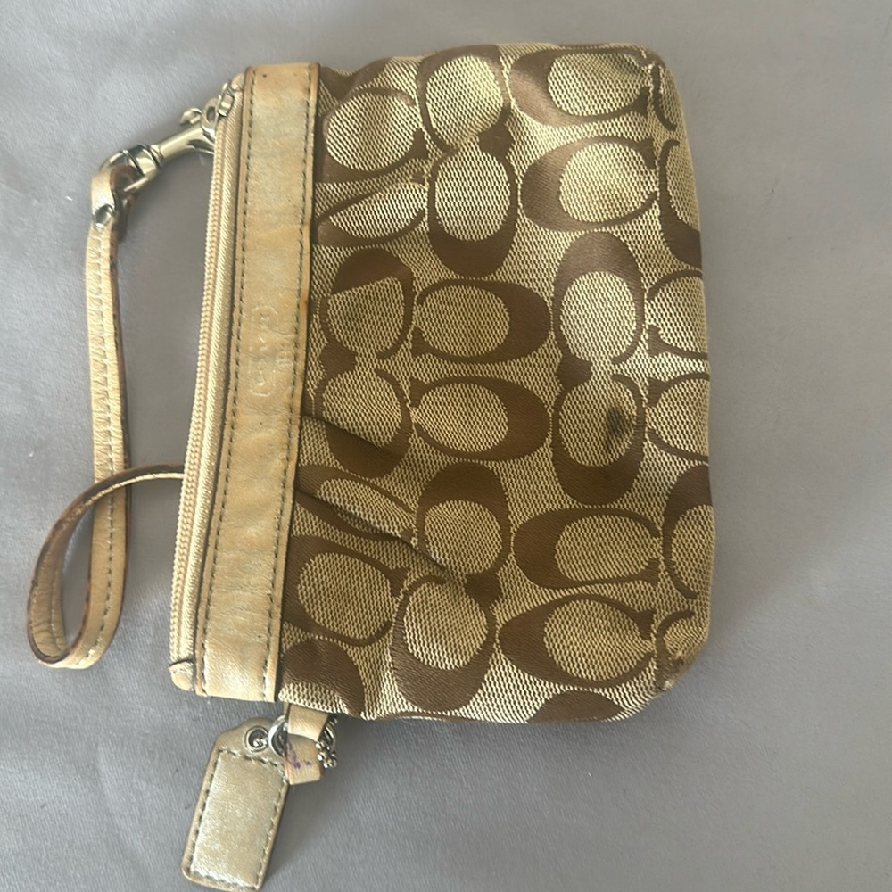 Coach Monogram Classic Wallet Wristlet